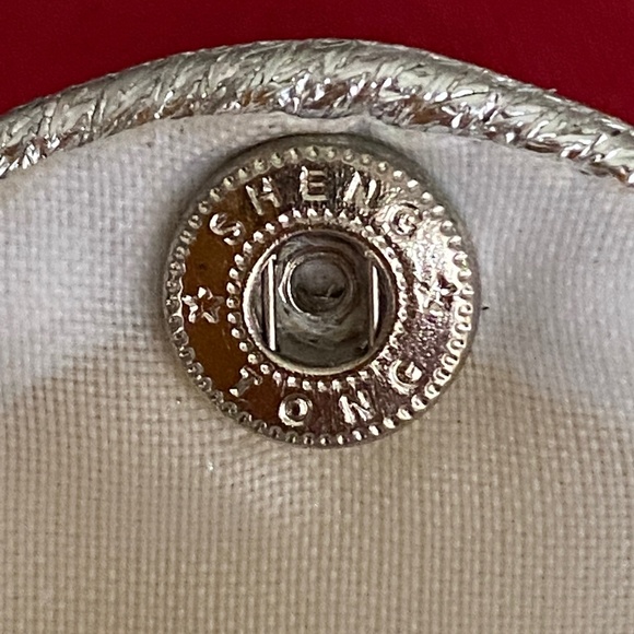 Silver Christmas Guardian Angel Pendant in Silver Sheng Tong Zip Pouch - Picture 5 of 11